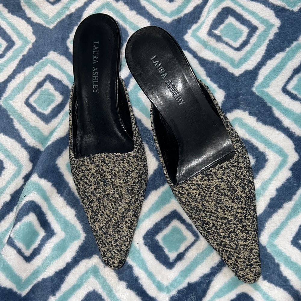 Laura Ashley Cream and Black Pointed Toe Mules
